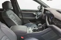 Volkswagen Touareg din 2022 cu 76.800 km - oferta VOL151923 - foto 11