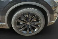 Volkswagen Touareg din 2022 cu 76.800 km - oferta VOL151923 - foto 13