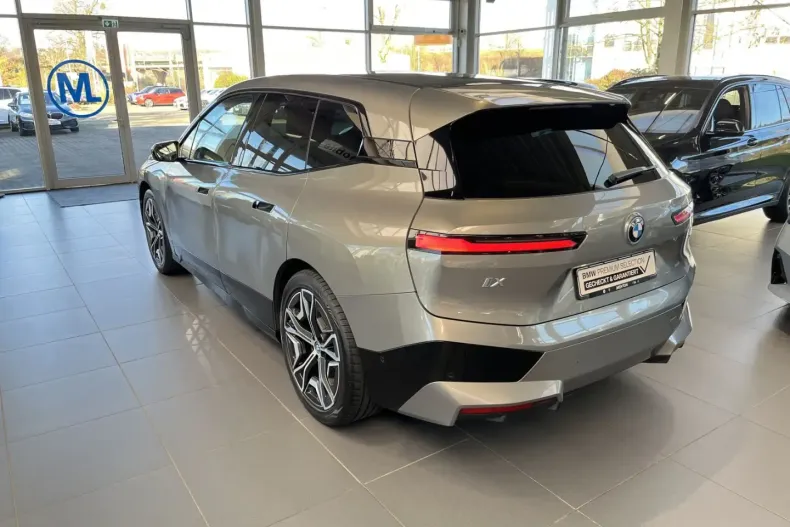 BMW iX din 2023 cu 57.072 km - oferta BMW151925 - foto 4