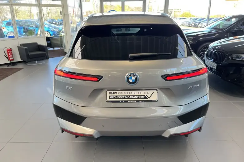 BMW iX din 2023 cu 57.072 km - oferta BMW151925 - foto 5