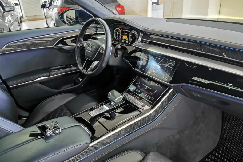 Audi A8 din 2022 cu 35.629 km - oferta AUD151927 - foto 6