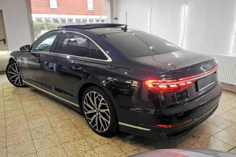 Audi A8 din 2022 cu 35.629 km - oferta AUD151927 - foto 7