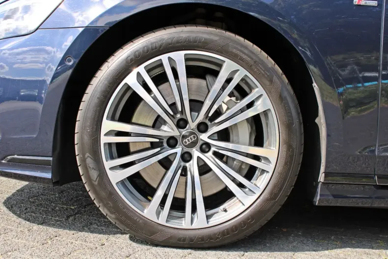 Audi A8 din 2023 cu 39.490 km - oferta AUD151928 - foto 7