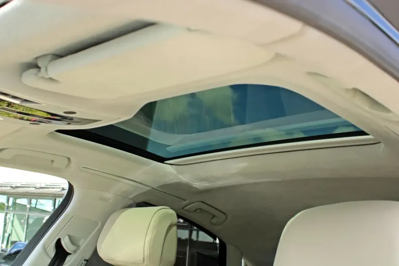 Audi A8 din 2023 cu 39.490 km - oferta AUD151928 - foto 13