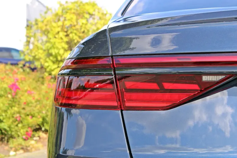 Audi A8 din 2023 cu 39.490 km - oferta AUD151928 - foto 31