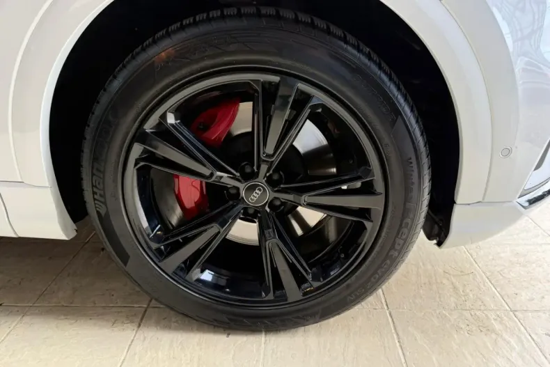 Audi SQ8 din 2023 cu 33.400 km - oferta AUD151934 - foto 7