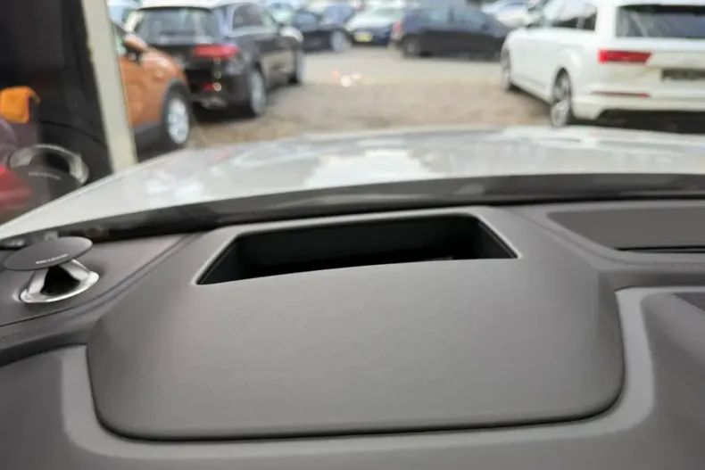 Audi SQ8 din 2023 cu 33.400 km - oferta AUD151934 - foto 16