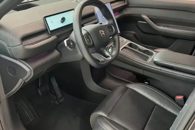 NIO EL6 din 2023 cu 32.491 km - oferta NIO151936 - foto 6