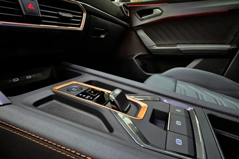 Cupra Formentor din 2025 cu 9.000 km - oferta CUP151940 - foto 19