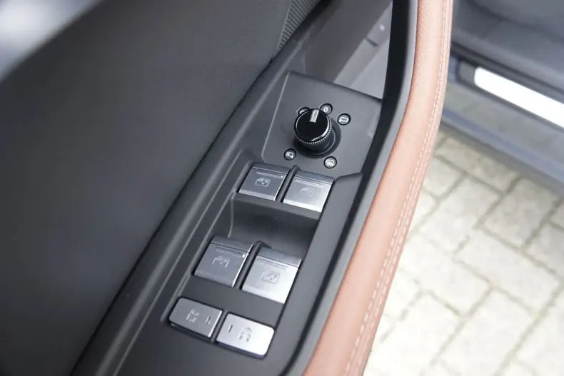 Audi Q8 e-tron din 2024 cu 35.113 km - oferta AUD151951 - foto 17