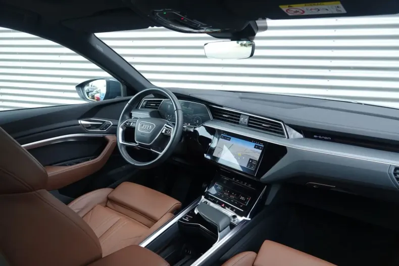 Audi Q8 e-tron din 2024 cu 35.113 km - oferta AUD151951 - foto 19