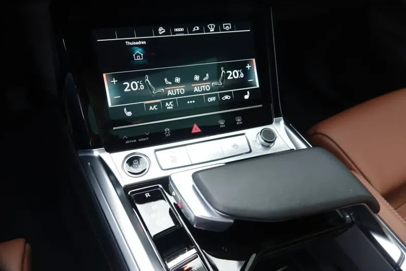 Audi Q8 e-tron din 2024 cu 35.113 km - oferta AUD151951 - foto 23