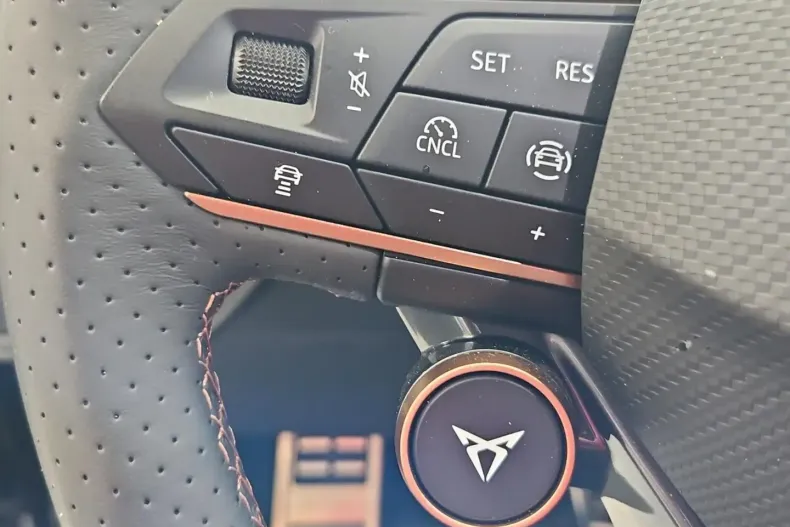 Cupra Terramar din 2024 cu 2.400 km - oferta CUP151953 - foto 24