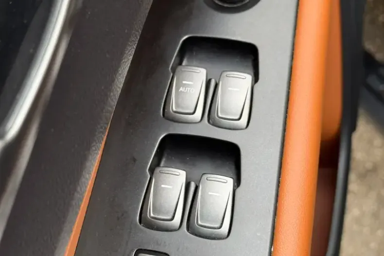 Ssangyong MUSSO din 2023 cu 12.000 km - oferta SSA151977 - foto 20