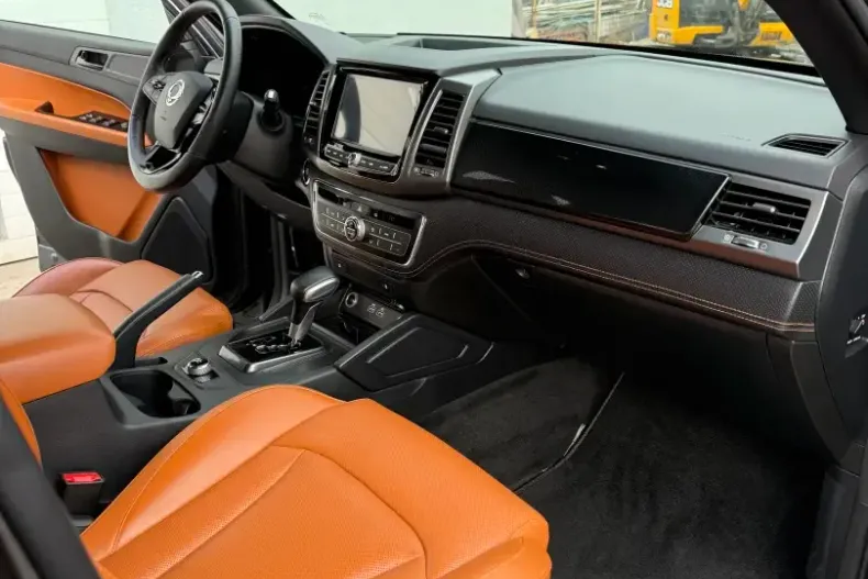 Ssangyong MUSSO din 2023 cu 12.000 km - oferta SSA151977 - foto 25