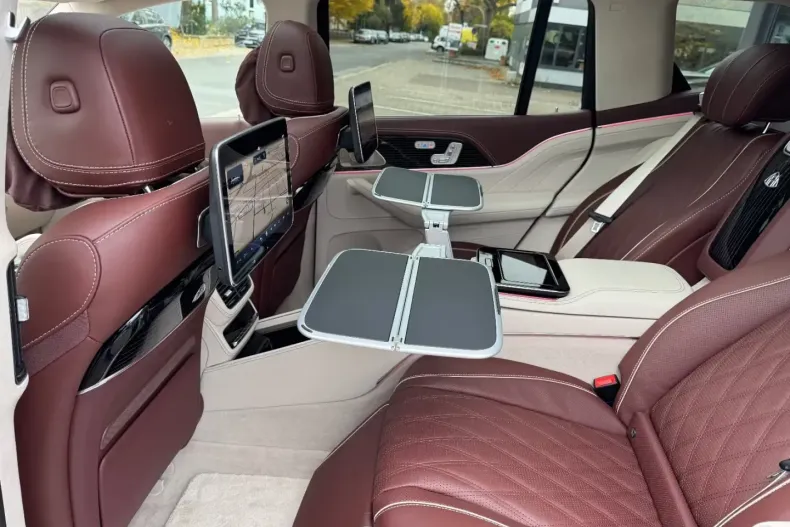 Mercedes-Benz GLS 600 din 2025 cu 22 km - oferta MER151985 - foto 8