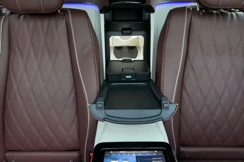 Mercedes-Benz GLS 600 din 2025 cu 22 km - oferta MER151985 - foto 13