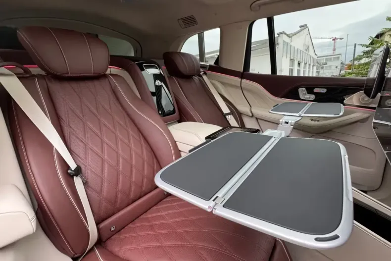 Mercedes-Benz GLS 600 din 2025 cu 22 km - oferta MER151985 - foto 14