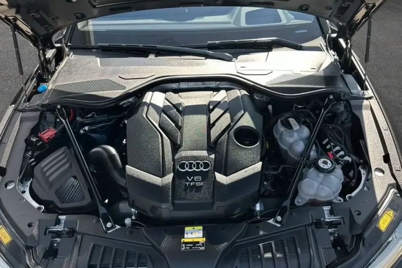 Audi A8 din 2021 cu 34.145 km - oferta AUD151990 - foto 6