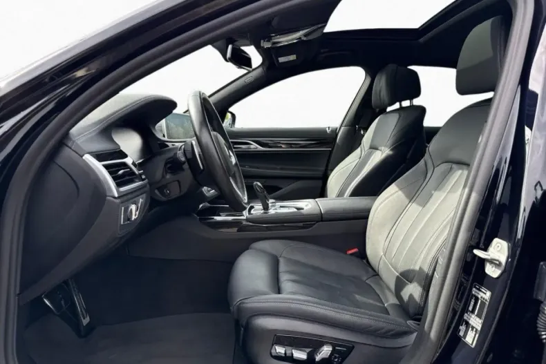 BMW 730 din 2021 cu 30.000 km - oferta BMW151993 - foto 9