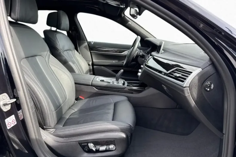 BMW 730 din 2021 cu 30.000 km - oferta BMW151993 - foto 10