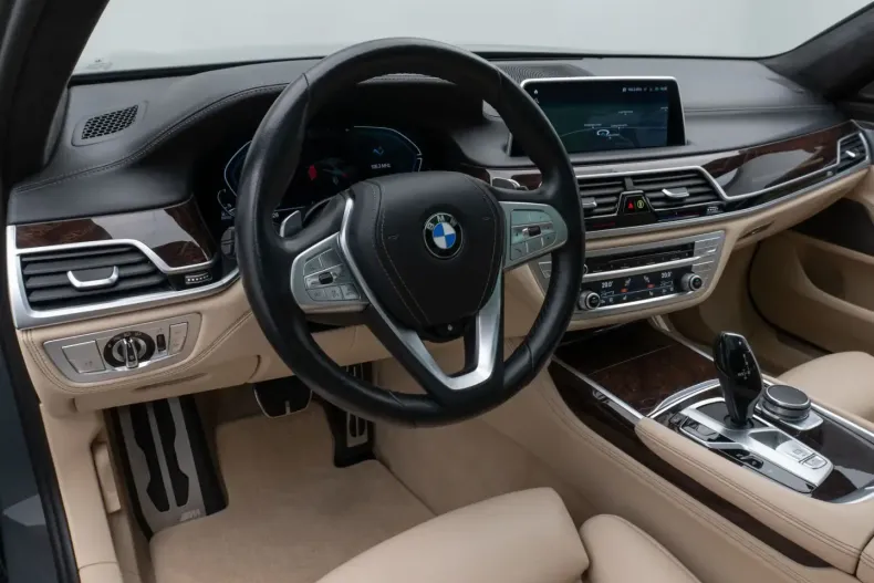 BMW 740 din 2021 cu 97.500 km - oferta BMW151996 - foto 19