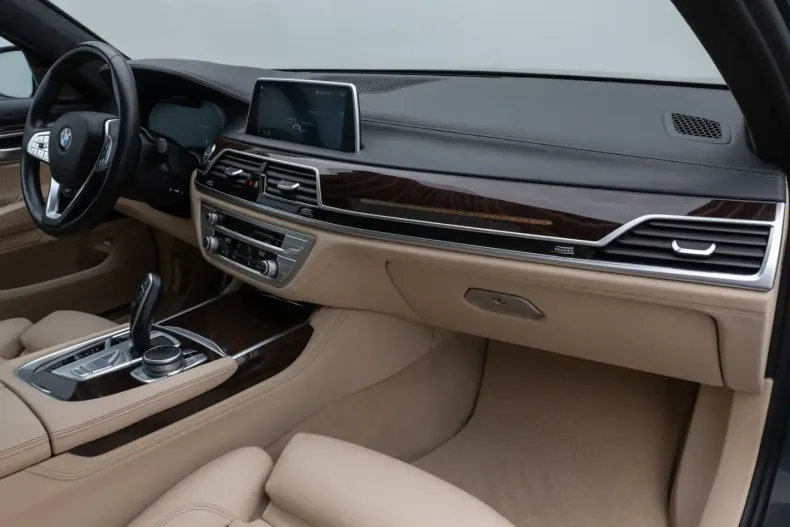 BMW 740 din 2021 cu 97.500 km - oferta BMW151996 - foto 22