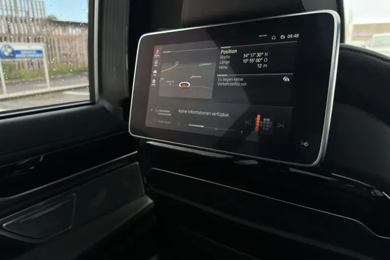 BMW 750 din 2022 cu 98.353 km - oferta BMW151997 - foto 16