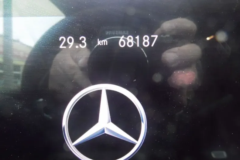 Mercedes-Benz GLE 450 din 2020 cu 69.000 km - oferta MER152008 - foto 14