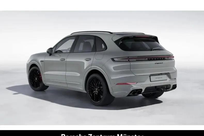 Porsche Cayenne din 2024 cu 10.855 km - oferta POR152011 - foto 3