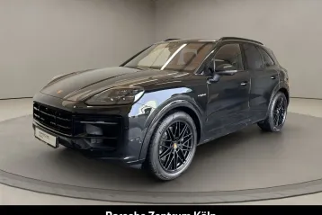 Porsche Cayenne din 2023 - oferta POR152013