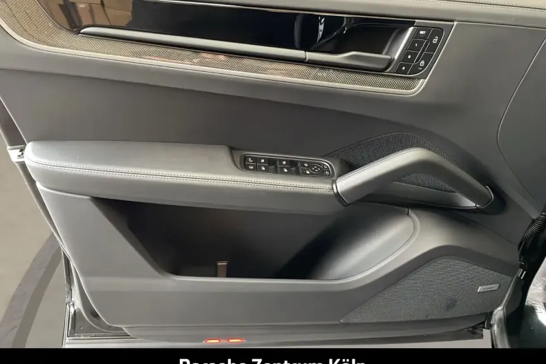 Porsche Cayenne din 2023 cu 8.387 km - oferta POR152013 - foto 19