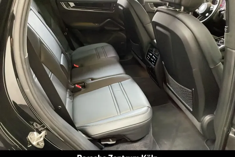 Porsche Cayenne din 2023 cu 8.387 km - oferta POR152013 - foto 22