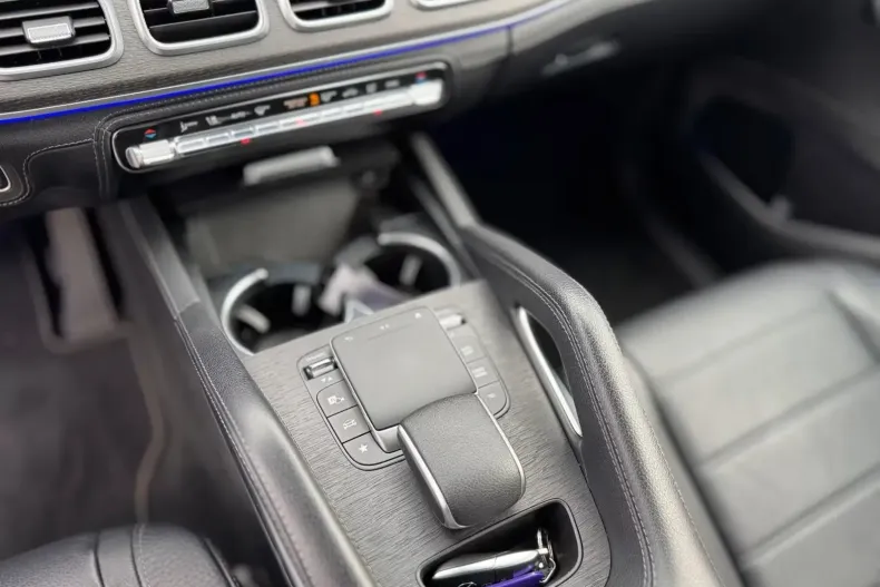 Mercedes-Benz GLE 300 din 2024 cu 45.600 km - oferta MER152016 - foto 20