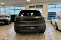 Porsche Cayenne din 2023 cu 29.987 km - oferta POR152019 - foto 4