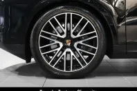 Porsche Cayenne din 2025 cu 13.800 km - oferta POR152020 - foto 6