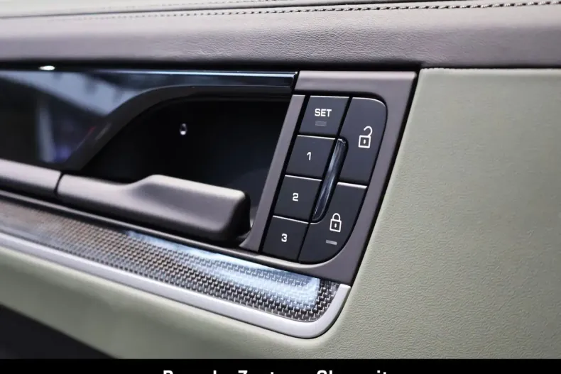 Porsche Cayenne din 2025 cu 13.800 km - oferta POR152020 - foto 29