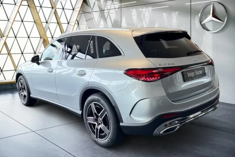 Mercedes-Benz GLC 200 din 2024 cu 19.884 km - oferta MER152021 - foto 6