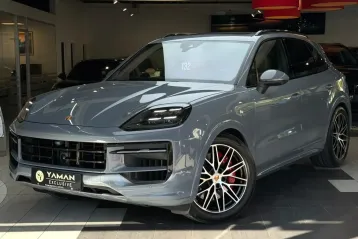 Porsche Cayenne din 2023 - oferta POR152023