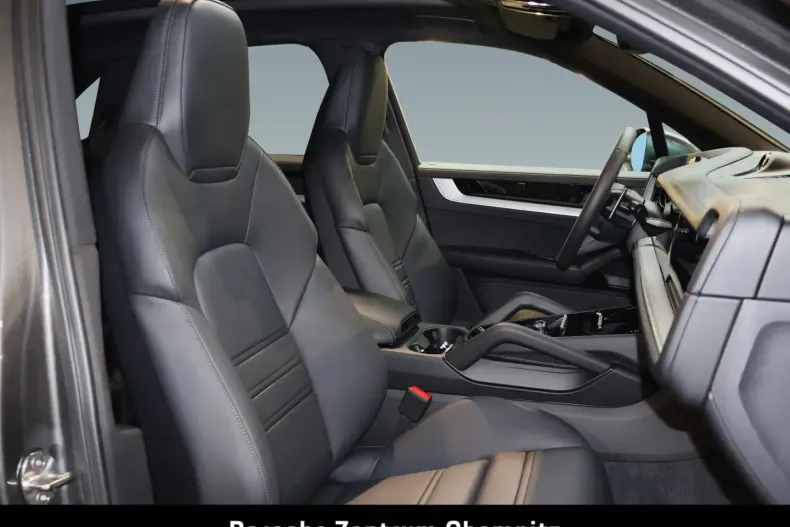 Porsche Cayenne din 2025 cu 17.900 km - oferta POR152024 - foto 22