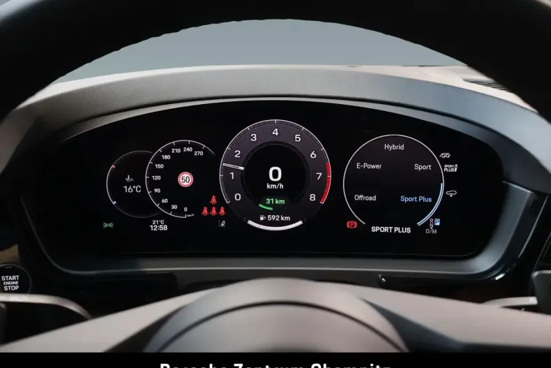 Porsche Cayenne din 2025 cu 17.900 km - oferta POR152024 - foto 23