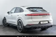 Porsche Cayenne din 2024 cu 26.935 km - oferta POR152025 - foto 3