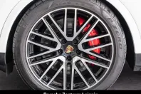 Porsche Cayenne din 2024 cu 26.935 km - oferta POR152025 - foto 9