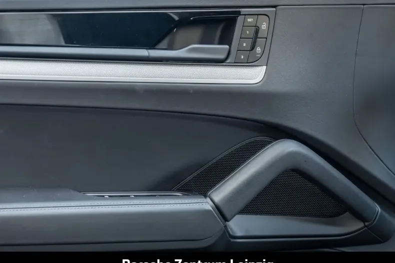 Porsche Cayenne din 2024 cu 26.935 km - oferta POR152025 - foto 19