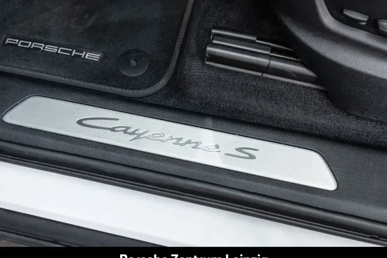 Porsche Cayenne din 2024 cu 26.935 km - oferta POR152025 - foto 21