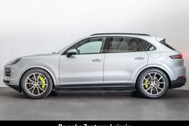 Porsche Cayenne din 2024 cu 29.373 km - oferta POR152029 - foto 2