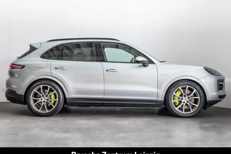 Porsche Cayenne din 2024 cu 29.373 km - oferta POR152029 - foto 6