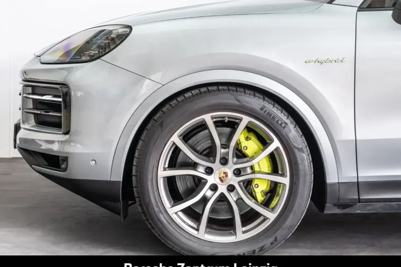 Porsche Cayenne din 2024 cu 29.373 km - oferta POR152029 - foto 7