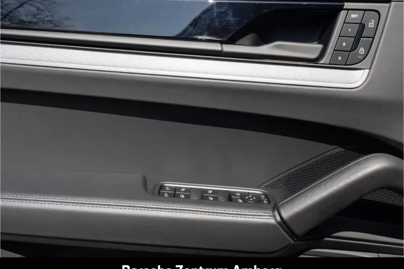 Porsche Cayenne din 2023 cu 35.300 km - oferta POR152038 - foto 26