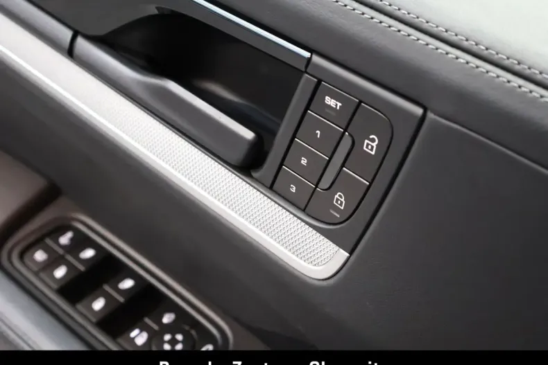 Porsche Cayenne din 2024 cu 22.360 km - oferta POR152039 - foto 28